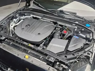 2023 Volvo S60 с пробегом 27 715 км