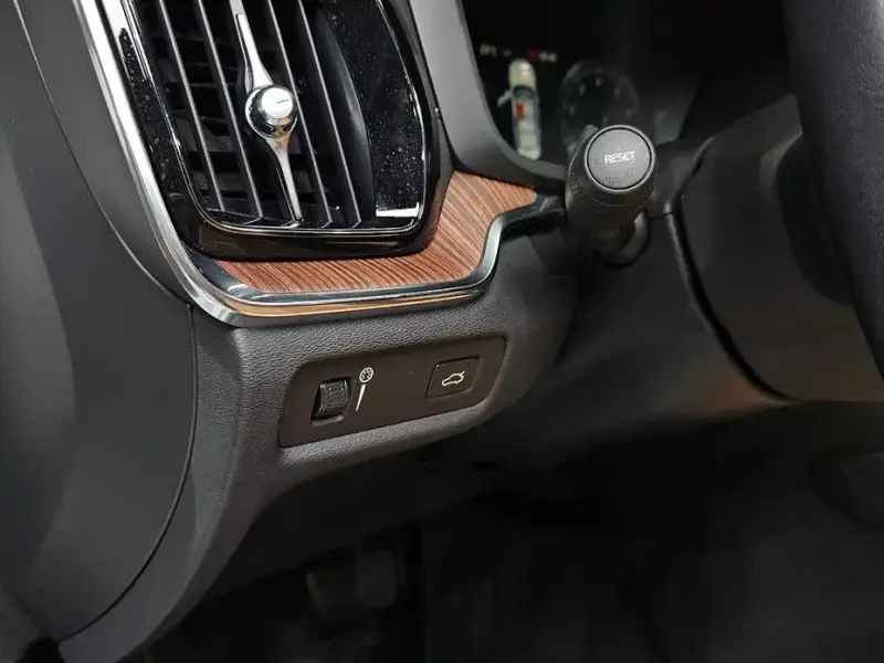 2020 Volvo S60 с пробегом 43 637 км