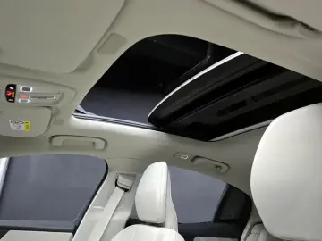 2023 Volvo S60 с пробегом 27 715 км