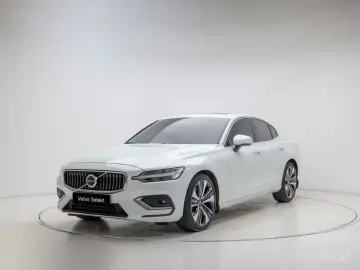 2024 Volvo S60 с пробегом 10 198 км
