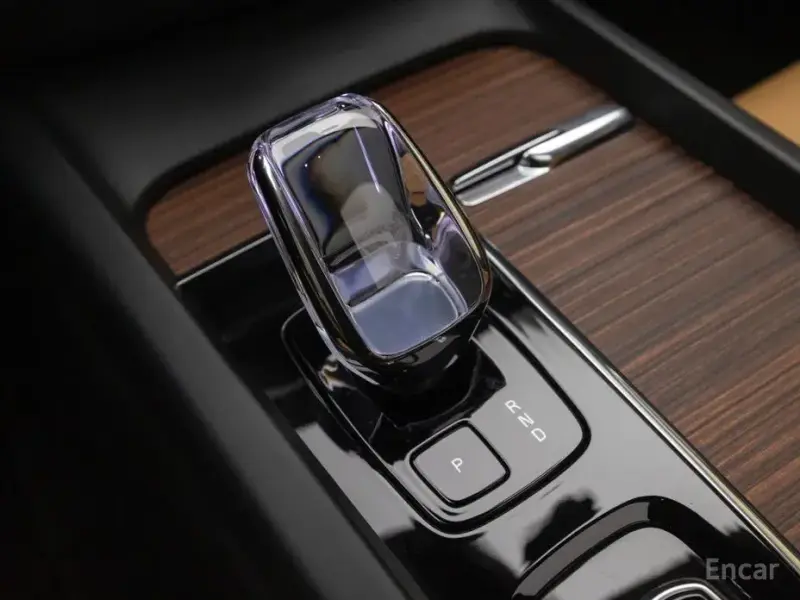 2024 Volvo S60 с пробегом 10 198 км