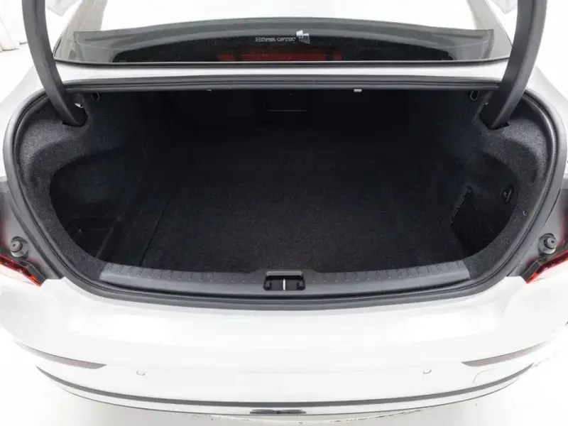 2024 Volvo S60 с пробегом 10 198 км