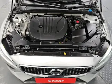 2021 Volvo S60 с пробегом 16 674 км