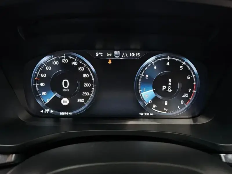 2021 Volvo S60 с пробегом 16 674 км