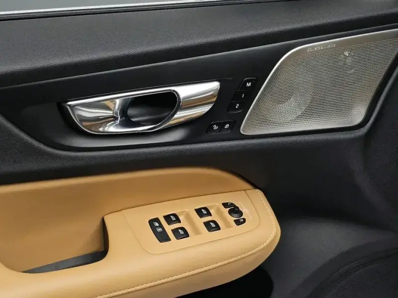 2021 Volvo S60 с пробегом 16 674 км