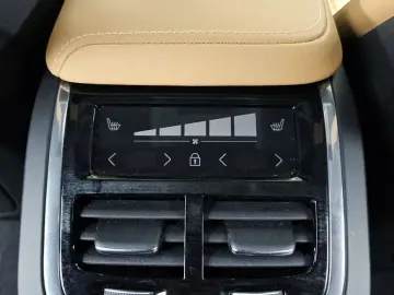 2023 Volvo S60 с пробегом 39 169 км
