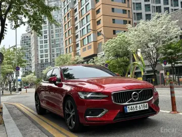 2021 Volvo S60 с пробегом 13 226 км