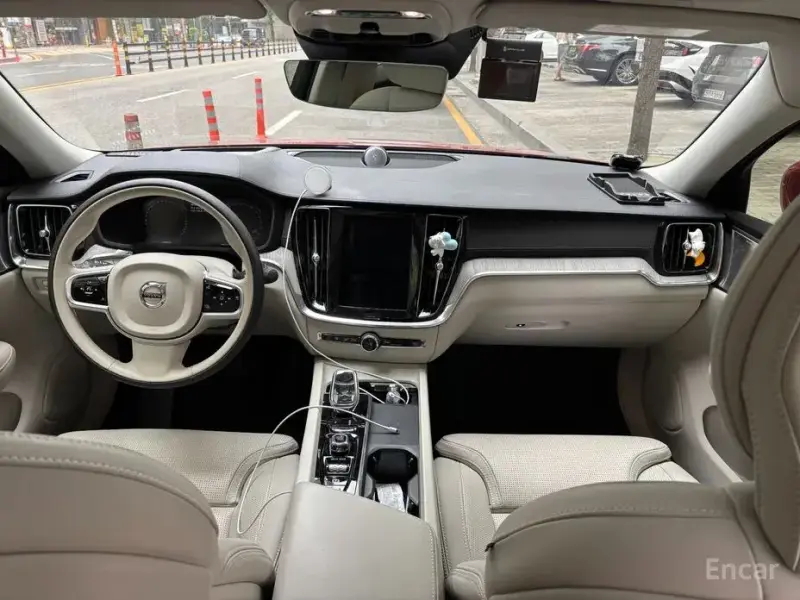 2021 Volvo S60 с пробегом 13 226 км