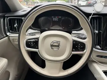 2021 Volvo S60 с пробегом 13 226 км