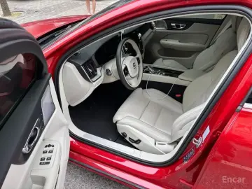 2021 Volvo S60 с пробегом 13 226 км