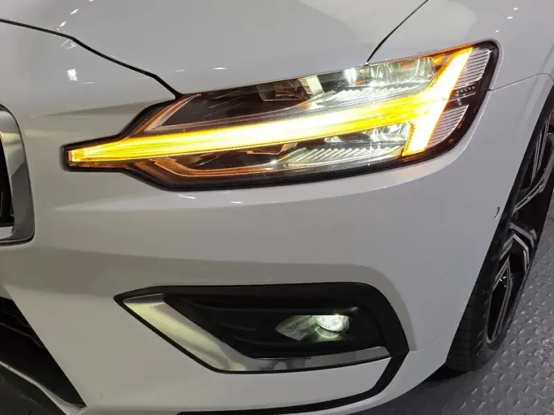 2021 Volvo S60 с пробегом 81 088 км