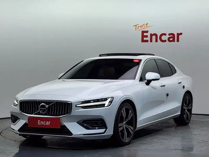2021 Volvo S60 с пробегом 73 808 км