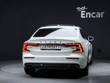 2019 Volvo S60 с пробегом 45 961 км