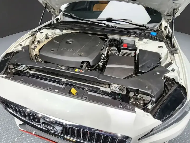 2019 Volvo S60 с пробегом 45 961 км