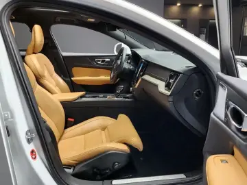 2019 Volvo S60 с пробегом 45 961 км
