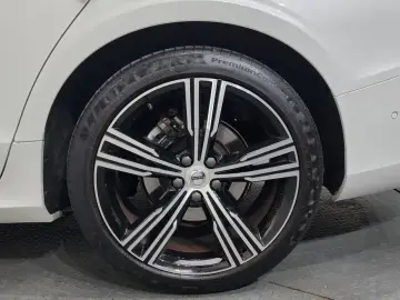 2021 Volvo S60 с пробегом 73 808 км