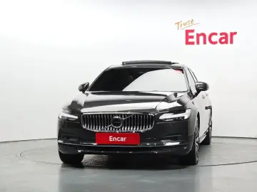 2022 Volvo S90 с пробегом 48 755 км