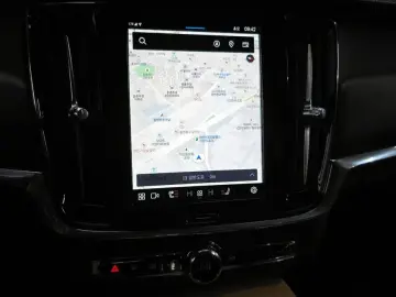 2022 Volvo S90 с пробегом 48 755 км