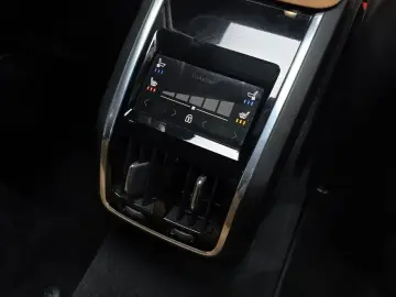 2022 Volvo S90 с пробегом 48 755 км
