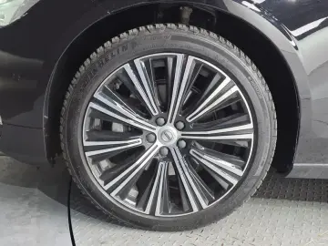 2023 Volvo S90 с пробегом 130 370 км