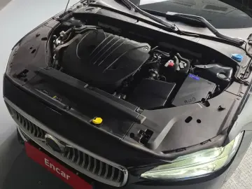 2023 Volvo S90 с пробегом 130 370 км