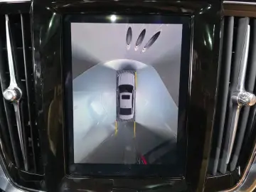 2023 Volvo S90 с пробегом 130 370 км
