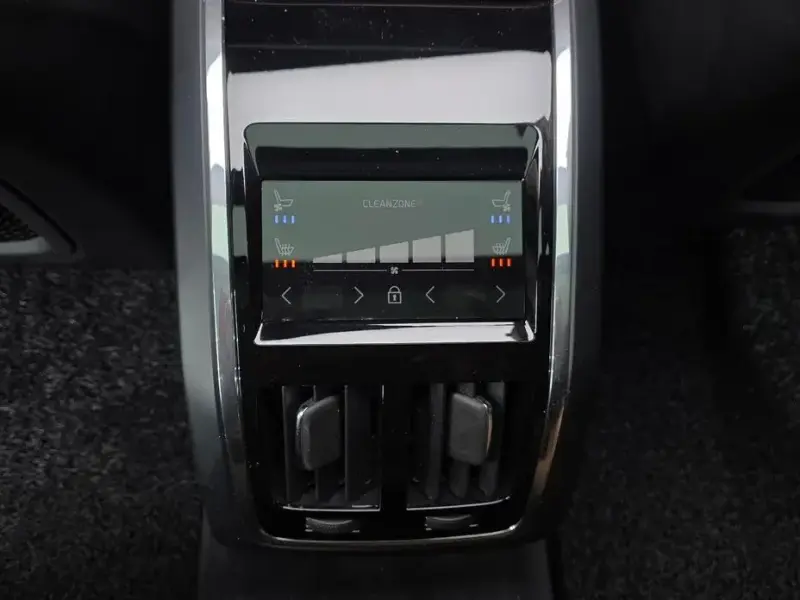 2023 Volvo S90 с пробегом 130 370 км