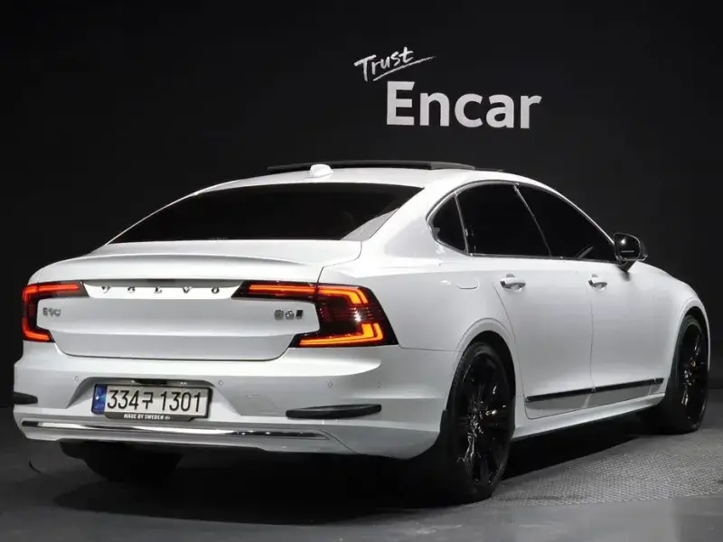 2021 Volvo S90 с пробегом 94 256 км