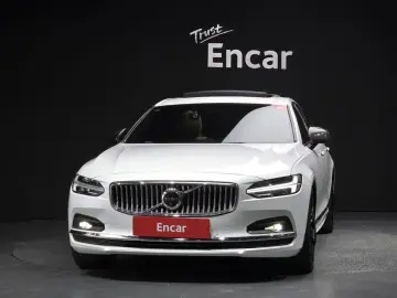 2021 Volvo S90 с пробегом 94 256 км