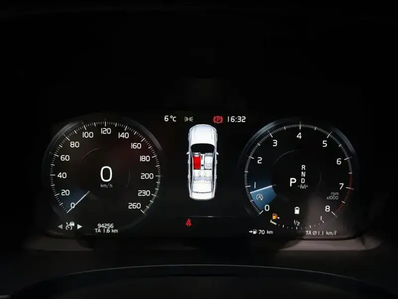 2021 Volvo S90 с пробегом 94 256 км