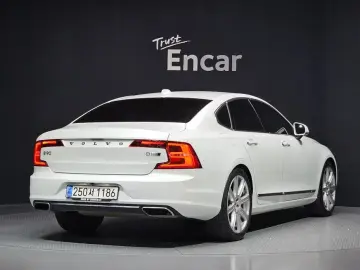 2017 Volvo S90 с пробегом 206 537 км