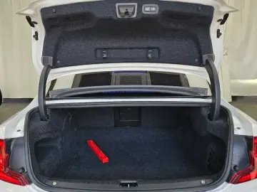 2017 Volvo S90 с пробегом 206 537 км