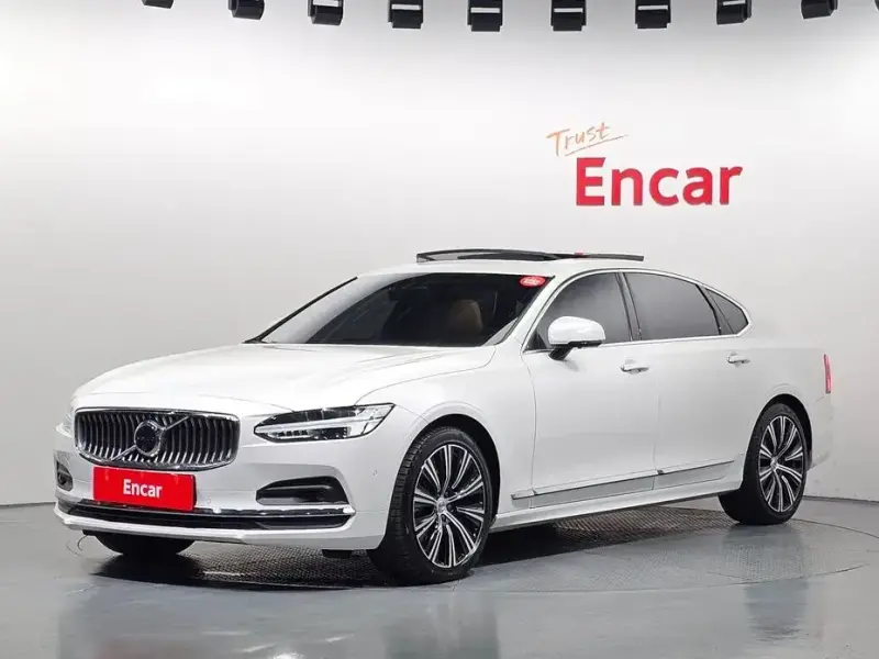 2023 Volvo S90 с пробегом 71 907 км