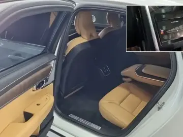 2021 Volvo S90 с пробегом 18 000 км