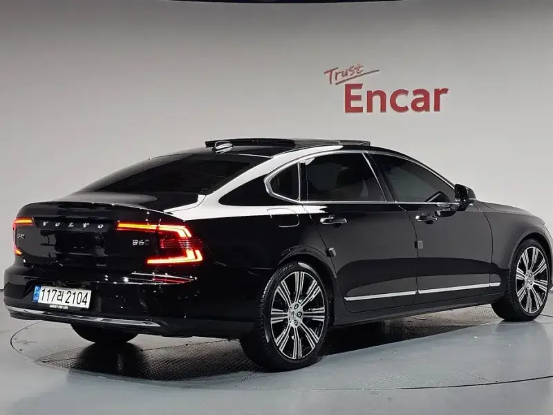 2021 Volvo S90 с пробегом 91 643 км