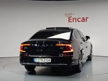 2021 Volvo S90 с пробегом 91 643 км