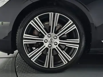 2021 Volvo S90 с пробегом 91 643 км