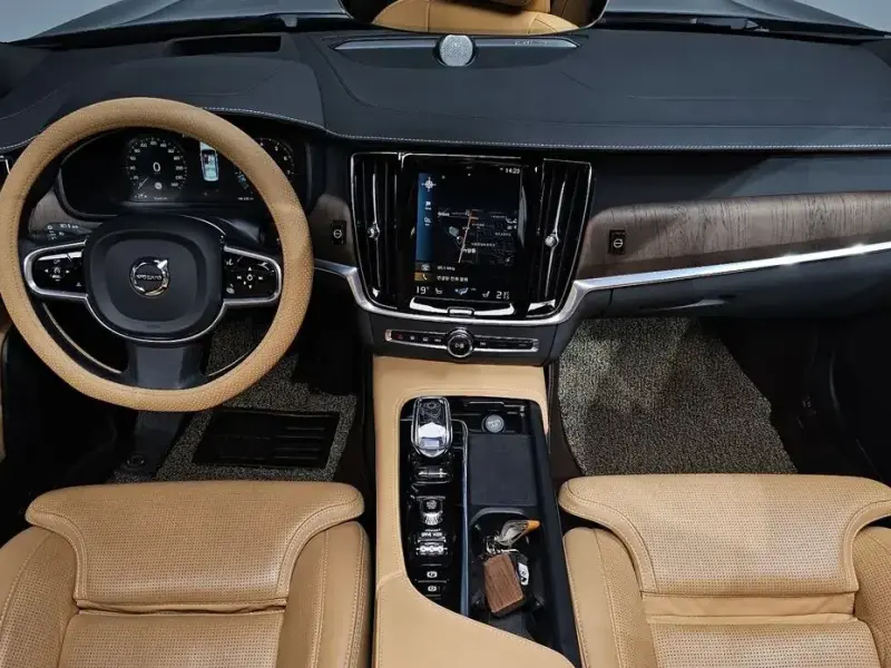 2021 Volvo S90 с пробегом 91 643 км