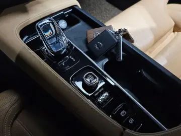 2021 Volvo S90 с пробегом 91 643 км