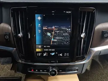 2021 Volvo S90 с пробегом 91 643 км