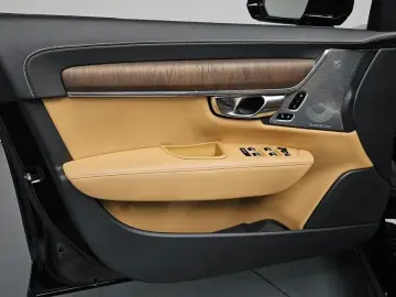 2021 Volvo S90 с пробегом 91 643 км