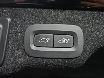2021 Volvo S90 с пробегом 91 643 км