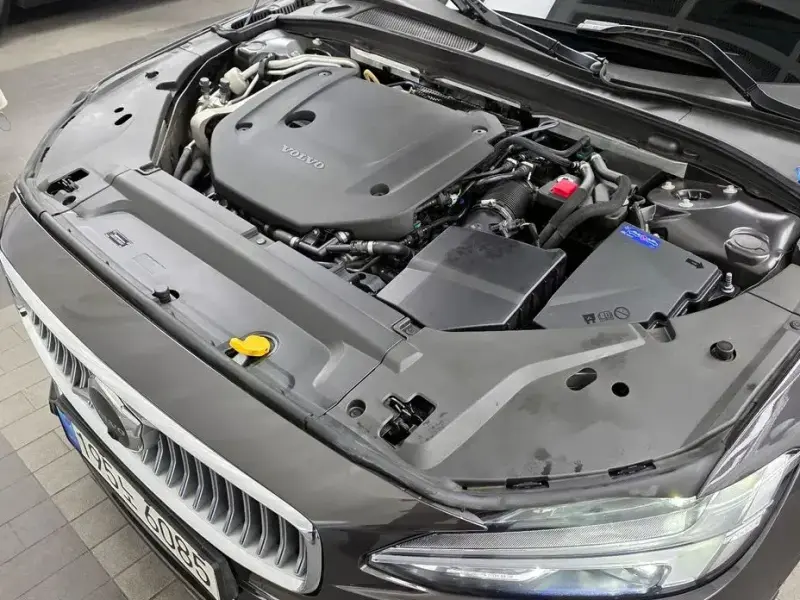 2022 Volvo S90 с пробегом 53 896 км