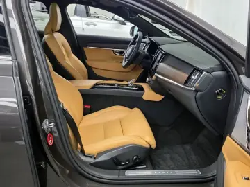 2022 Volvo S90 с пробегом 53 896 км