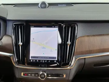 2022 Volvo S90 с пробегом 53 896 км