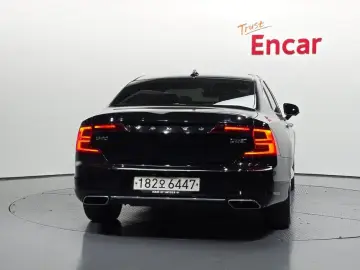 2019 Volvo S90 с пробегом 148 409 км