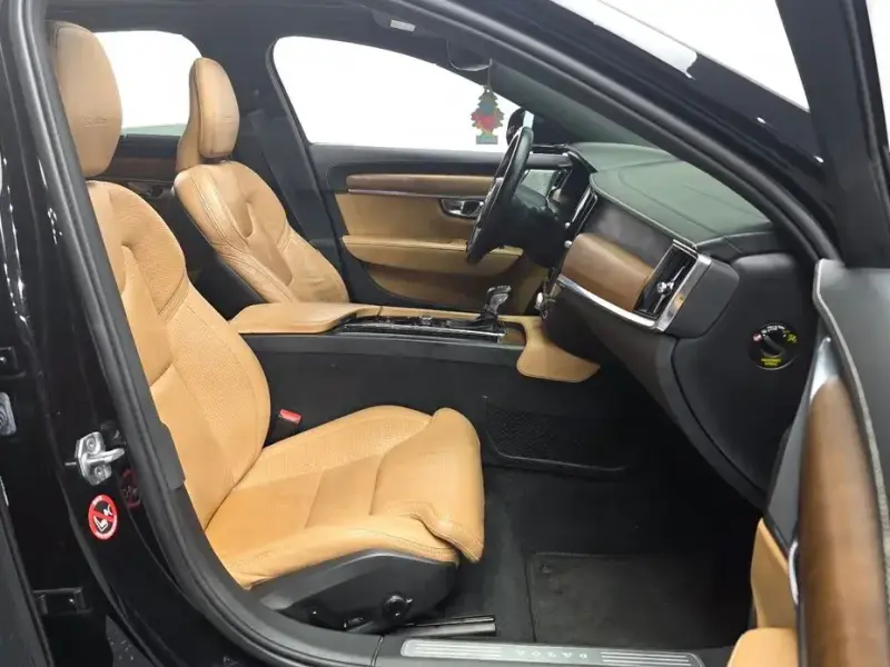 2019 Volvo S90 с пробегом 148 409 км