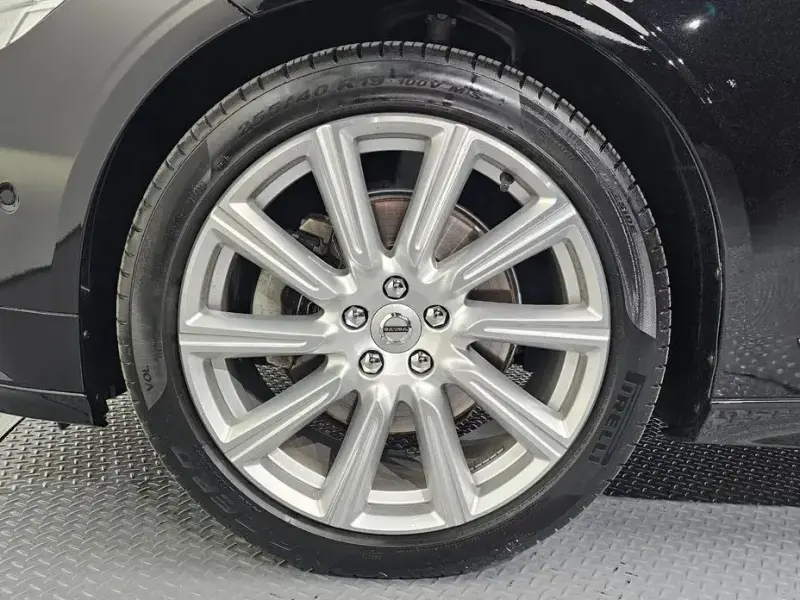 2018 Volvo S90 с пробегом 38 186 км