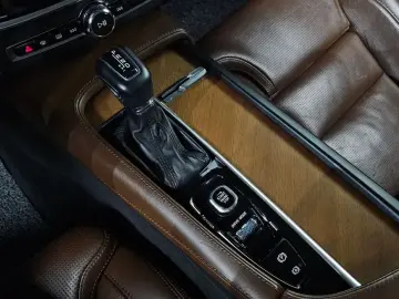 2018 Volvo S90 с пробегом 38 186 км