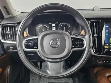 2018 Volvo S90 с пробегом 38 186 км